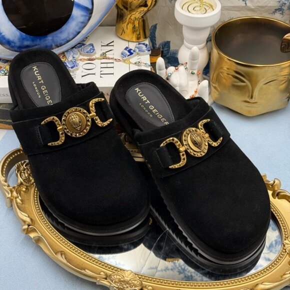 🆕 KURT GEIGER LONDON 🧿 NWOB Kensington Medallion Black Suede Mules, Sz 37 US 7 - Picture 3 of 13